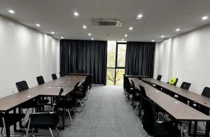 TUYỆT ĐẸP MẶT PHỐ VIP NGỤY NHƯ KON TUM DÒNG TIỀN 1.3 tỷ/năm 79m2 x 9T THANG MÁY MẶT TIỀN 6m SỔ ĐẸP 48 tỷ 0947052338